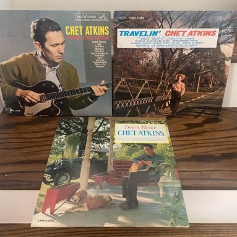 Chet Atkins records lot of 3